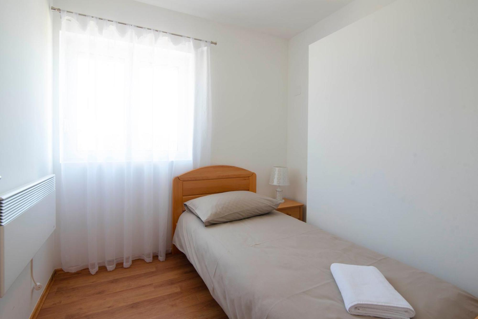 Vacation Villa Matic With 7 Bedrooms Sinj Buitenkant foto